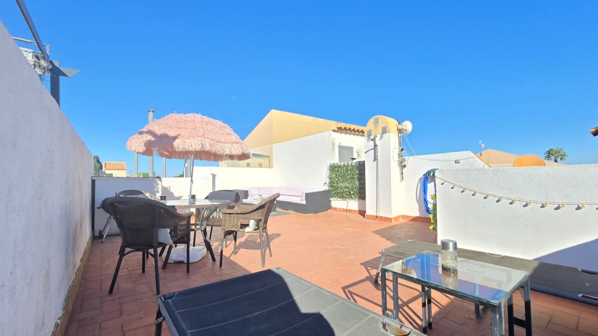 Sale - Apartment Flat -
Torrevieja - El limonar