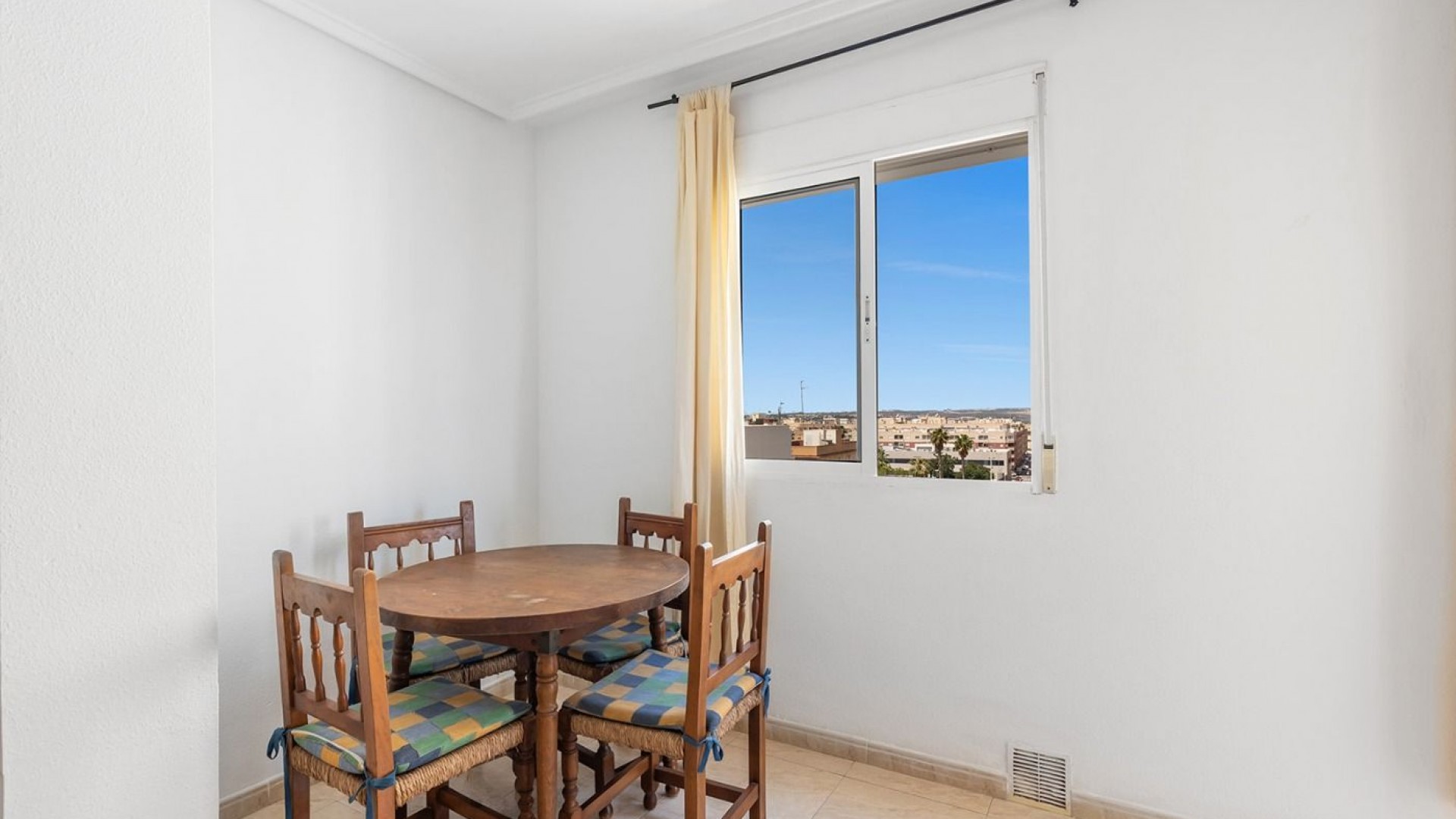 Sale - Apartment Flat -
Torrevieja - El molino