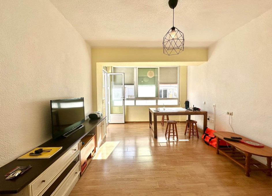 Sale - Apartment Flat -
Torrevieja - Estacion de autobuses