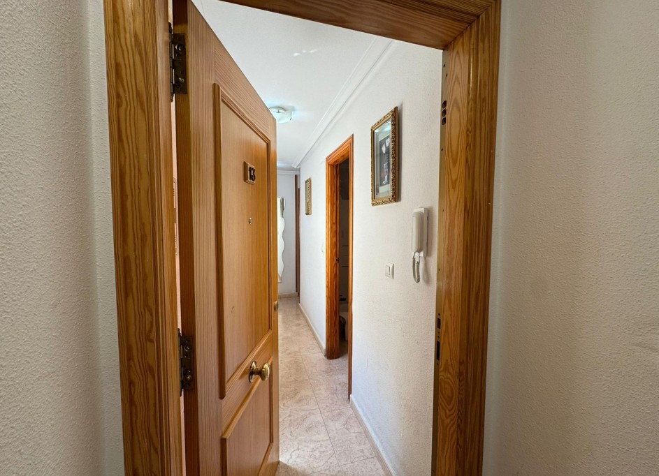 Sale - Apartment Flat -
Torrevieja - Estacion de autobuses