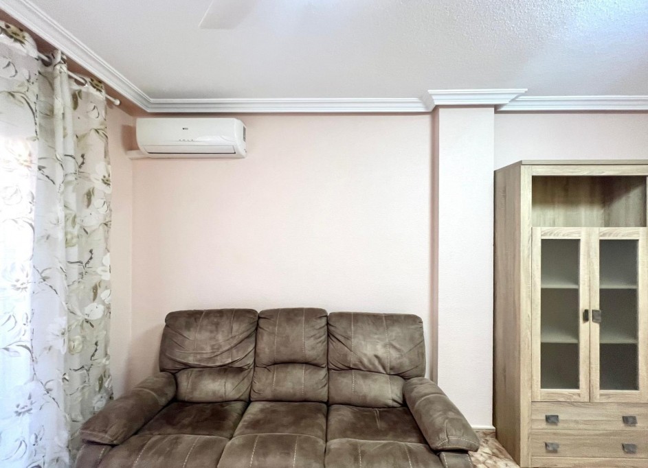 Sale - Apartment Flat -
Torrevieja - Estacion de autobuses