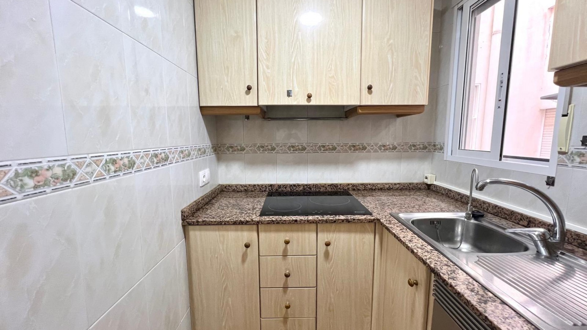 Sale - Apartment Flat -
Torrevieja - Estacion de autobuses