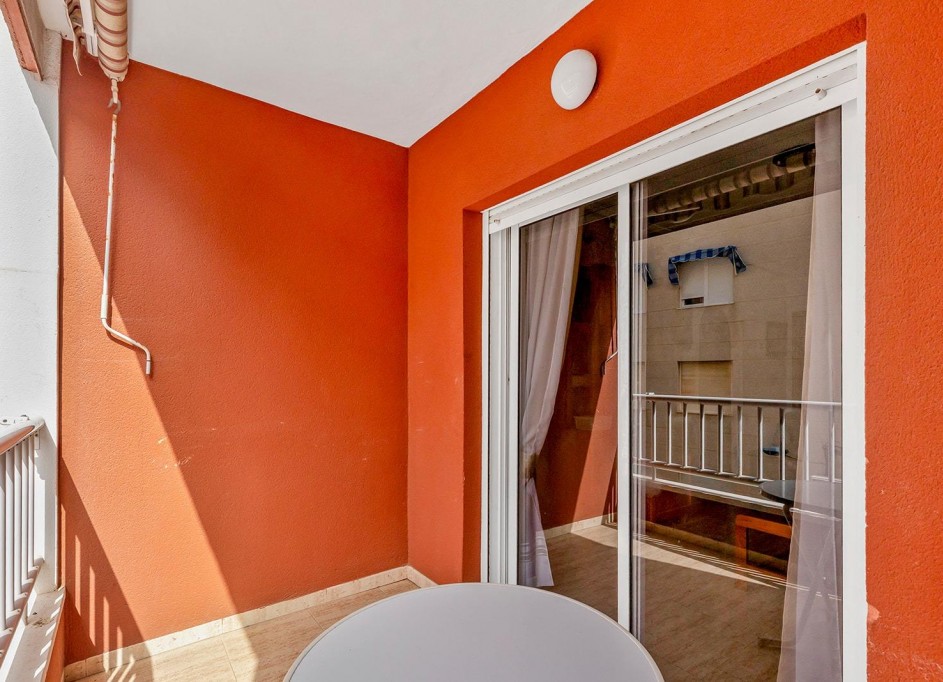 Sale - Apartment Flat -
Torrevieja - Estacion de autobuses