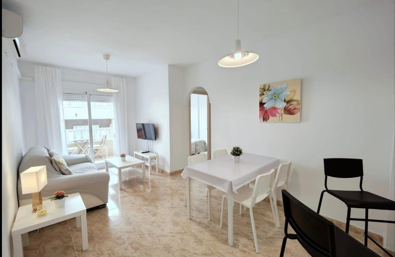 Sale - Apartment Flat -
Torrevieja - Estacion de autobuses