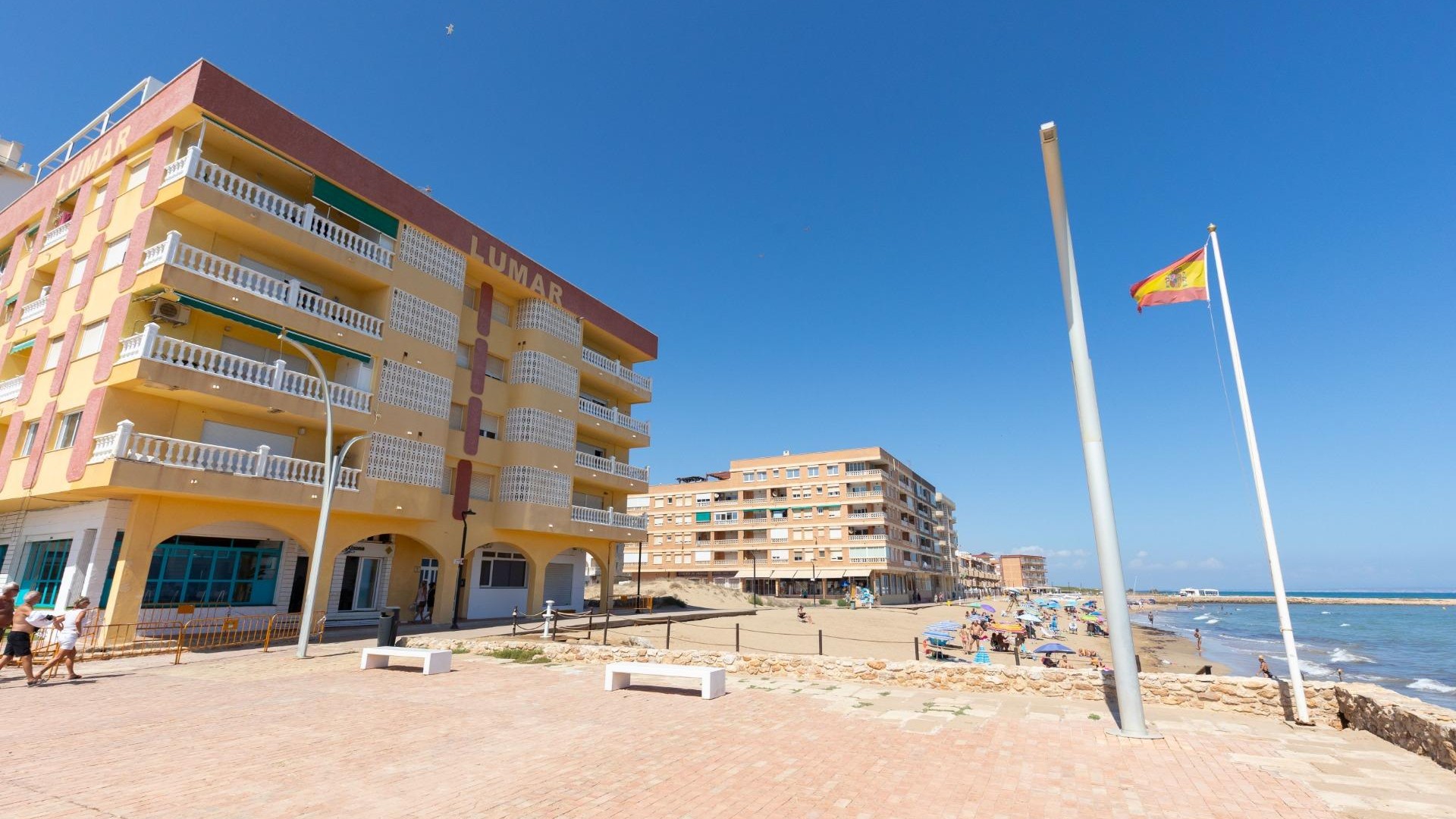 Sale - Apartment Flat -
Torrevieja - La Mata pueblo