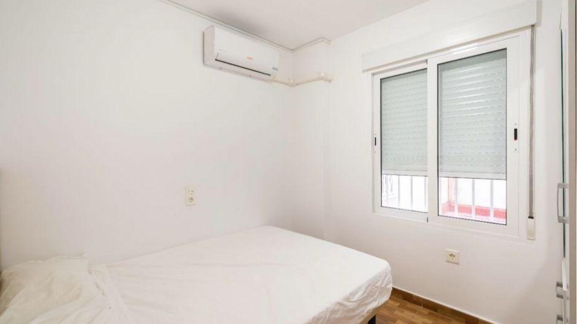 Sale - Apartment Flat -
Torrevieja - La Mata pueblo