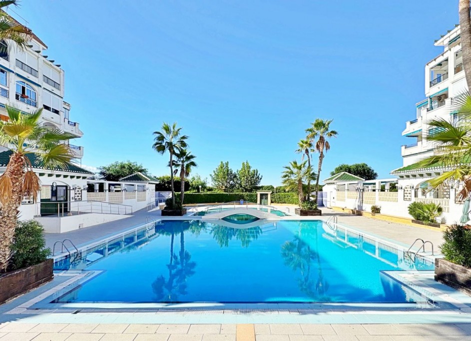 Sale - Apartment Flat -
Torrevieja - La Mata