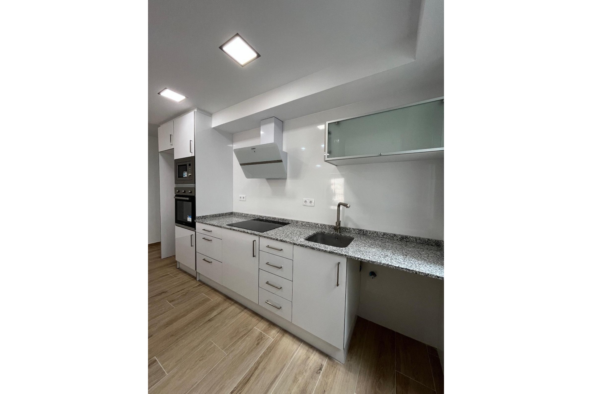 Sale - Apartment Flat -
Torrevieja - La Mata