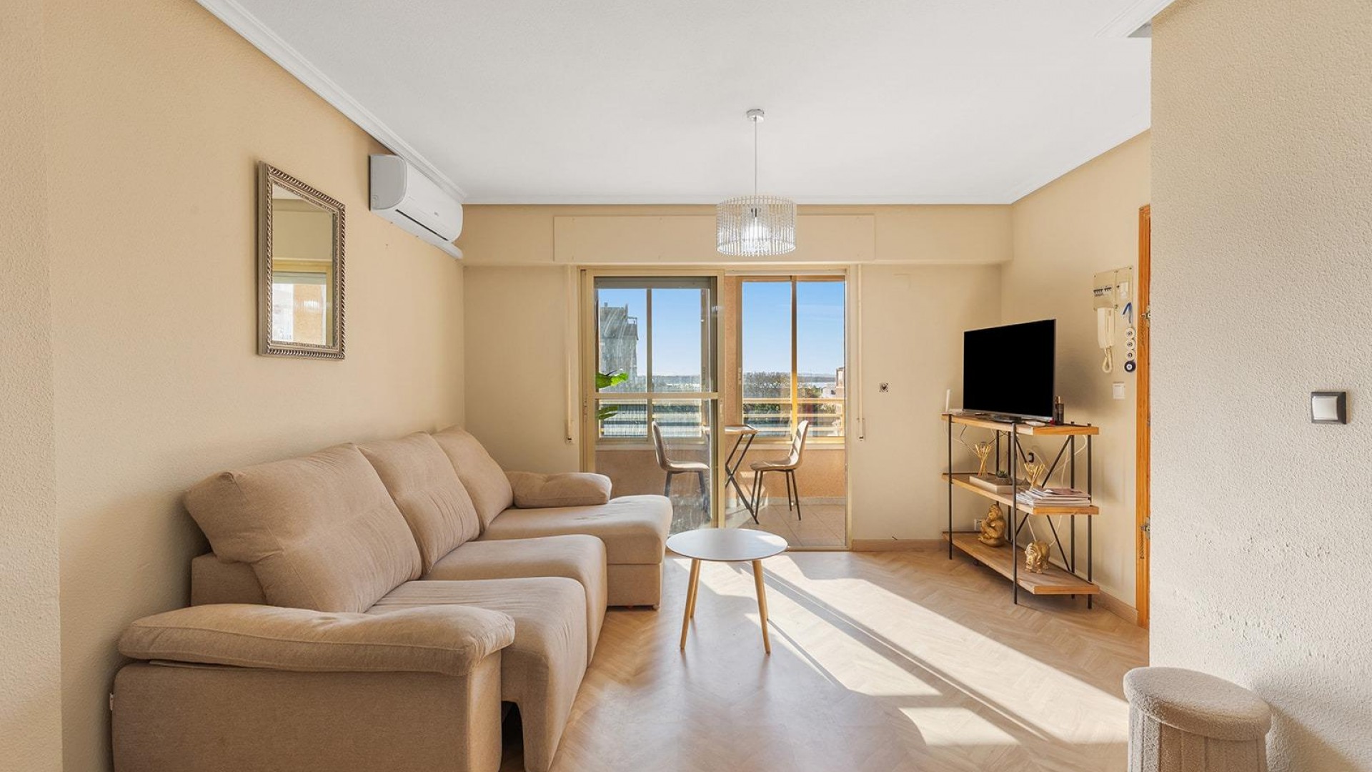 Sale - Apartment Flat -
Torrevieja - La Mata