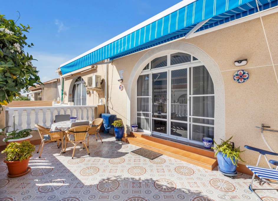 Sale - Apartment Flat -
Torrevieja - La Siesta - El Salado - Torreta