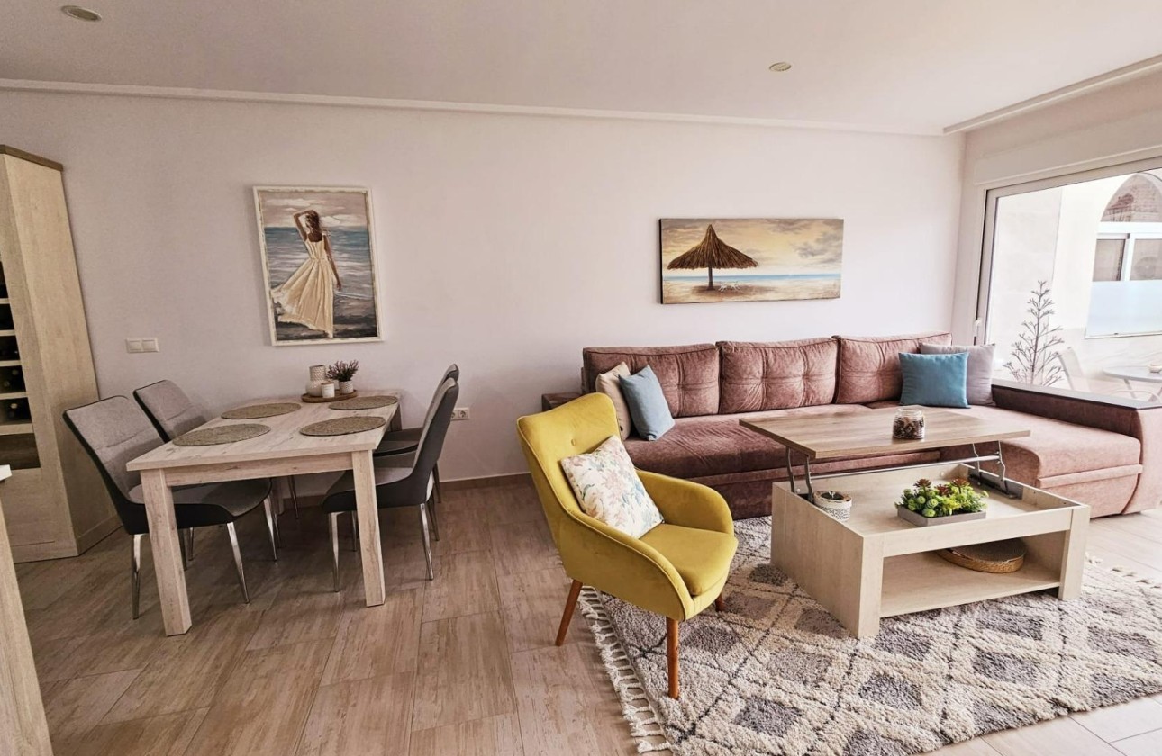 Sale - Apartment Flat -
Torrevieja - La Siesta