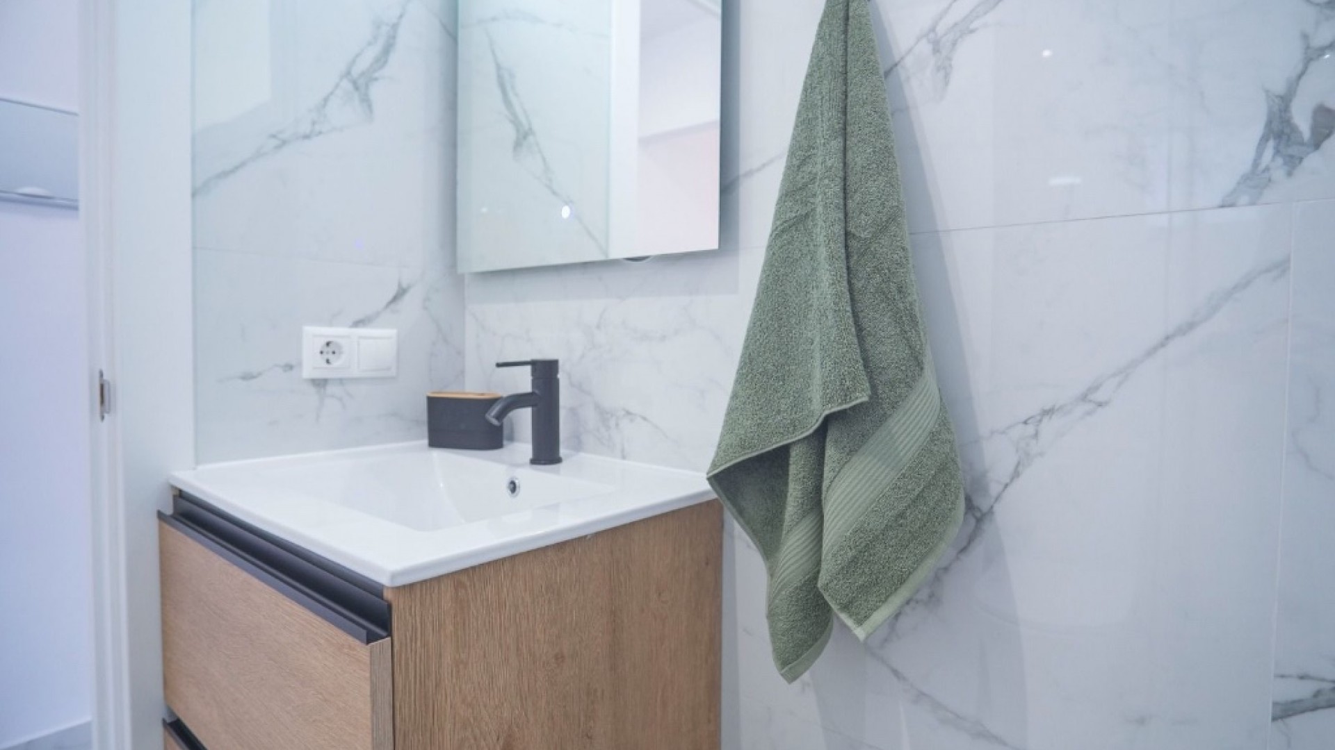 Sale - Apartment Flat -
Torrevieja - La veleta