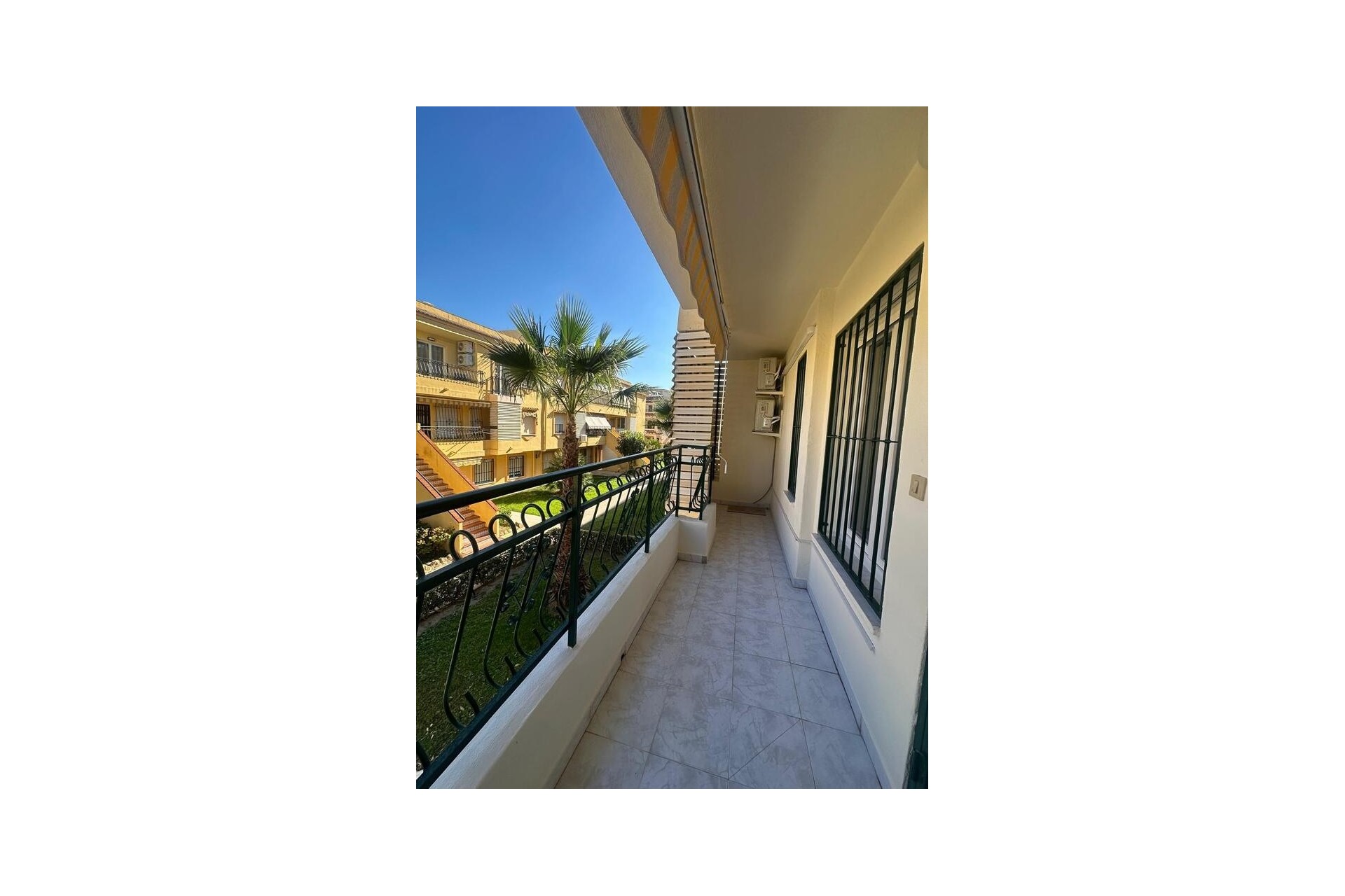 Sale - Apartment Flat -
Torrevieja - La veleta