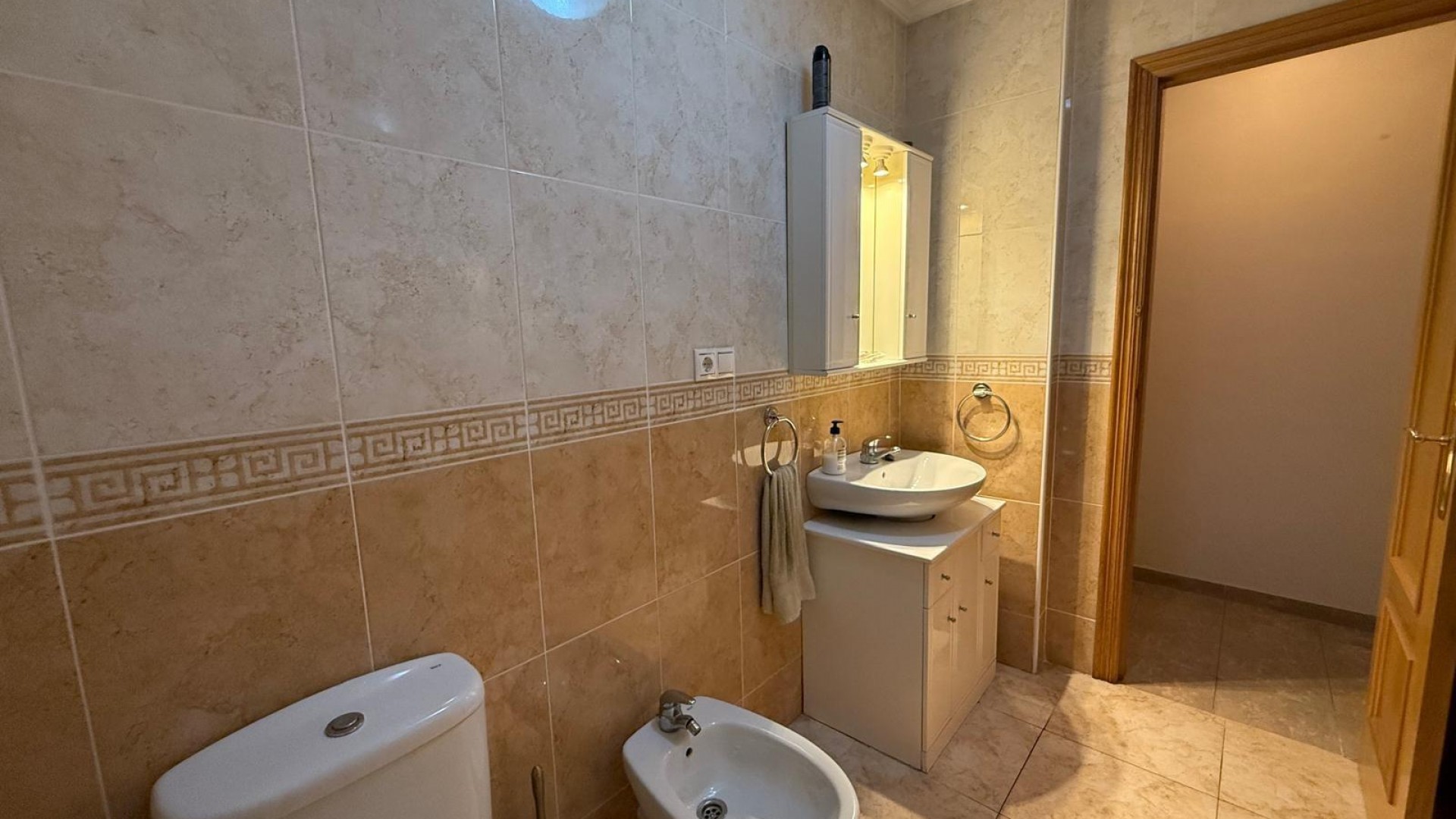 Sale - Apartment Flat -
Torrevieja - Las Piscinas Naturales