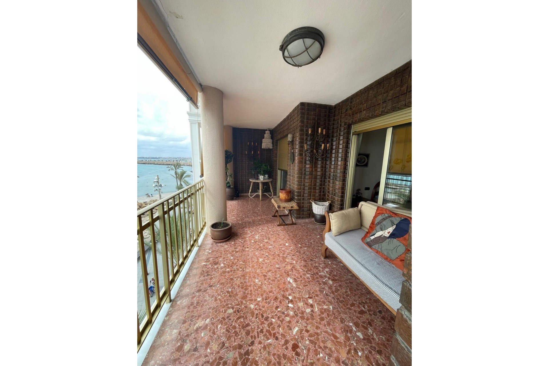 Sale - Apartment Flat -
Torrevieja - Las Piscinas Naturales