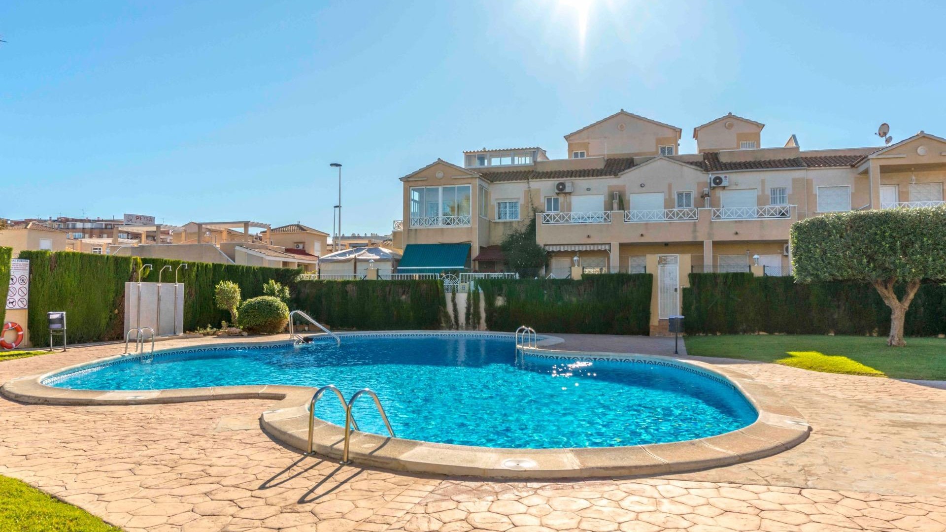 Sale - Apartment Flat -
Torrevieja - Nueva Torrevieja