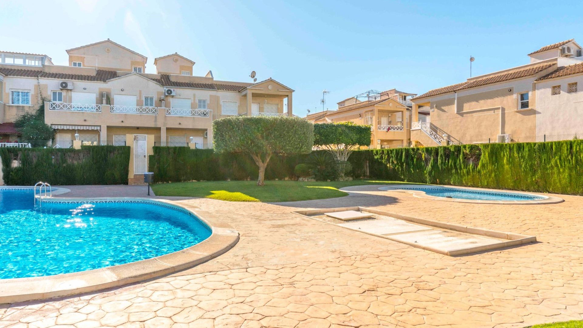 Sale - Apartment Flat -
Torrevieja - Nueva Torrevieja