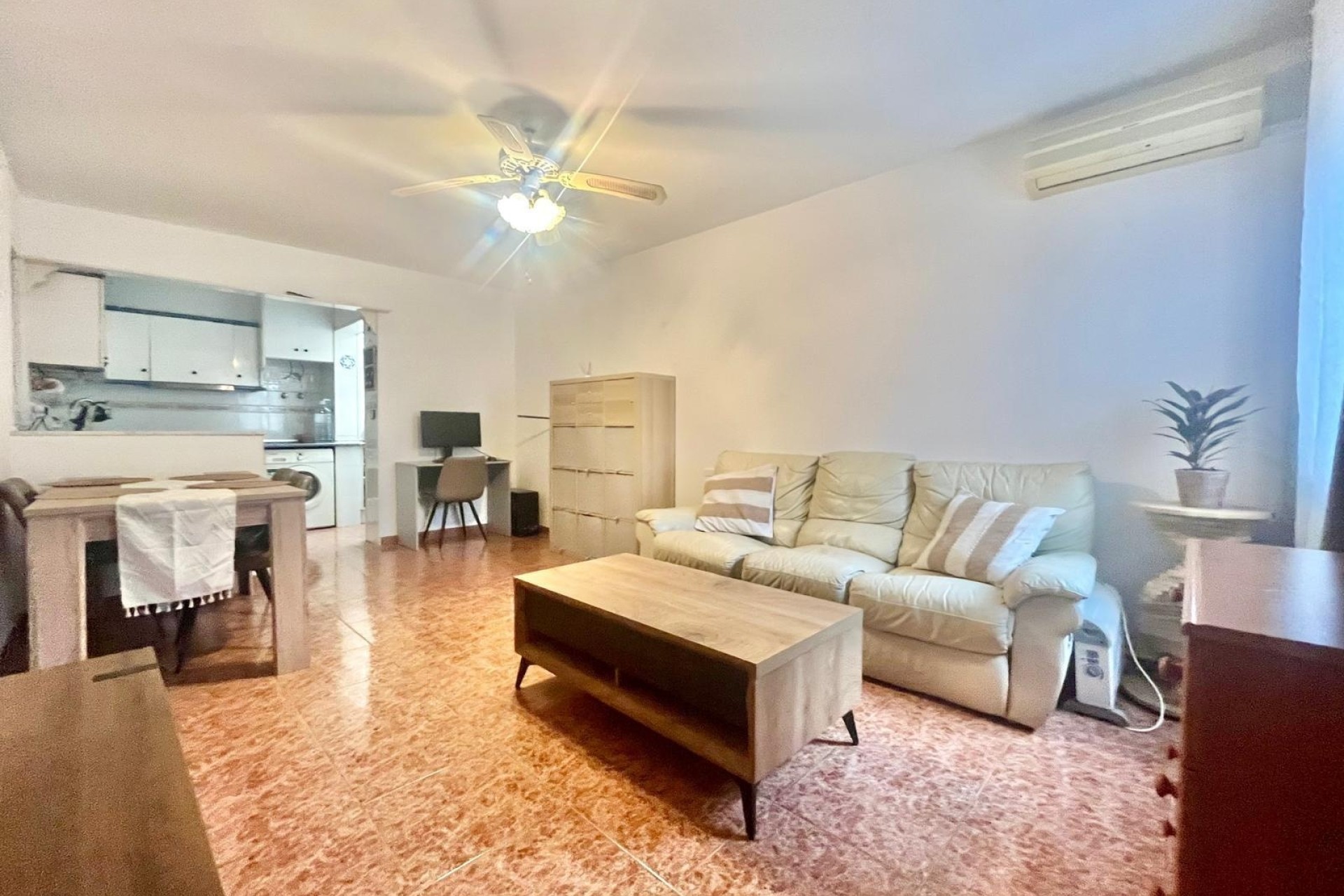 Sale - Apartment Flat -
Torrevieja - Paraje natural