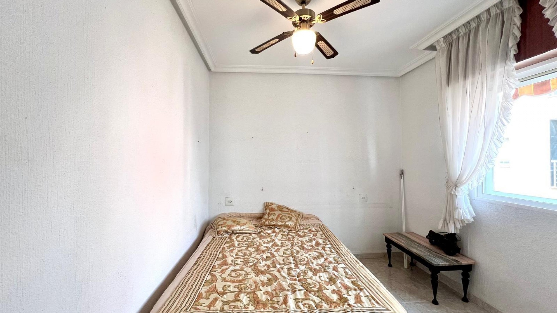 Sale - Apartment Flat -
Torrevieja - Paseo maritimo