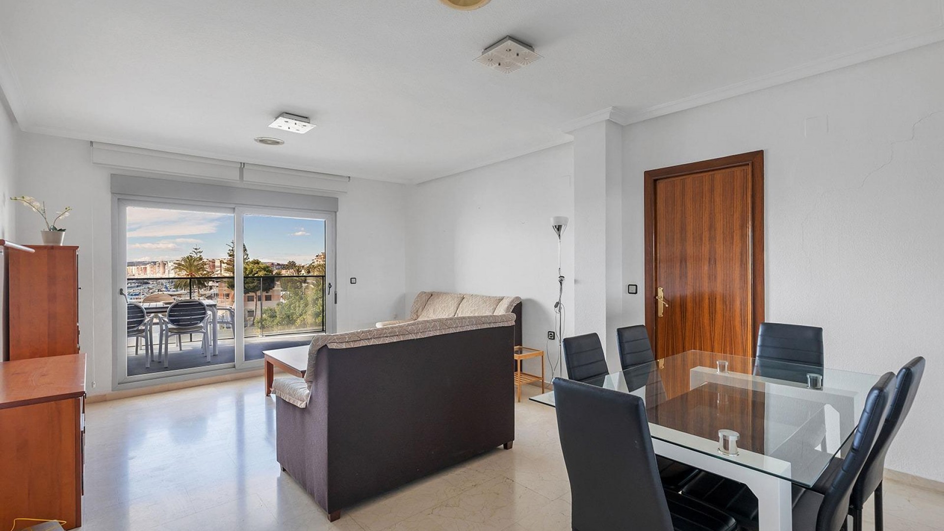 Sale - Apartment Flat -
Torrevieja - Paseo maritimo