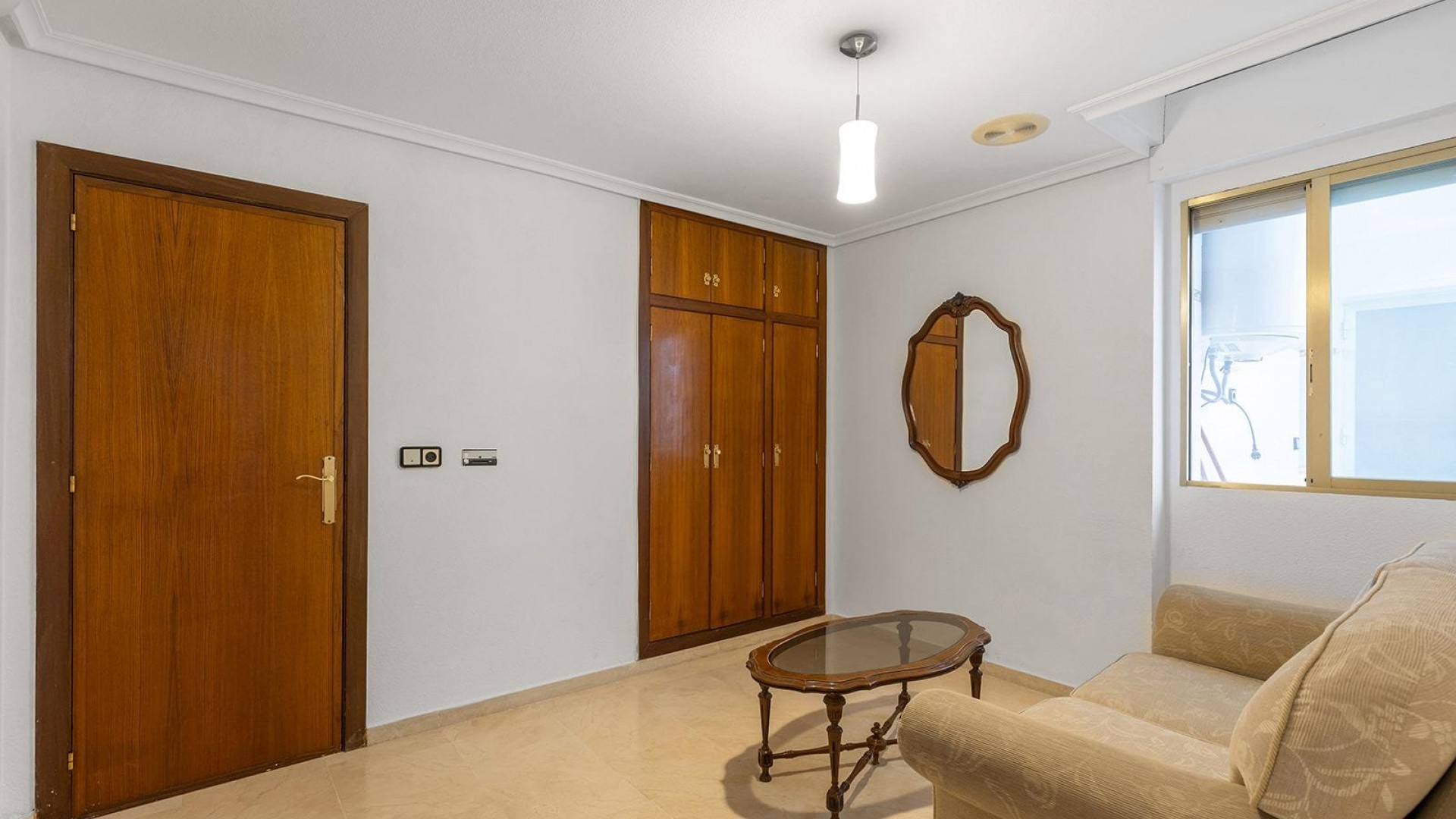 Sale - Apartment Flat -
Torrevieja - Paseo maritimo