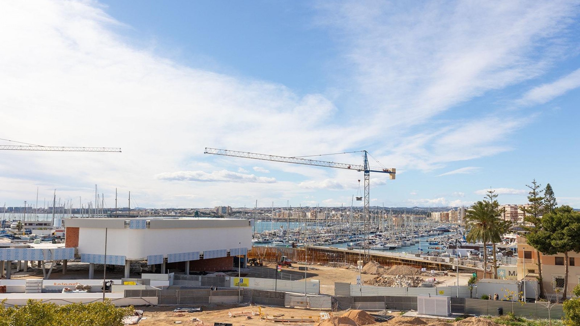 Sale - Apartment Flat -
Torrevieja - Paseo maritimo