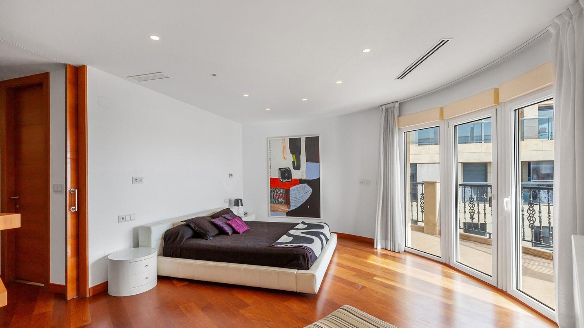 Sale - Apartment Flat -
Torrevieja - Paseo maritimo