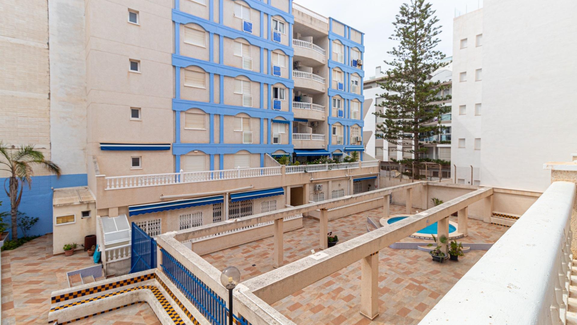 Sale - Apartment Flat -
Torrevieja - Playa de los locos