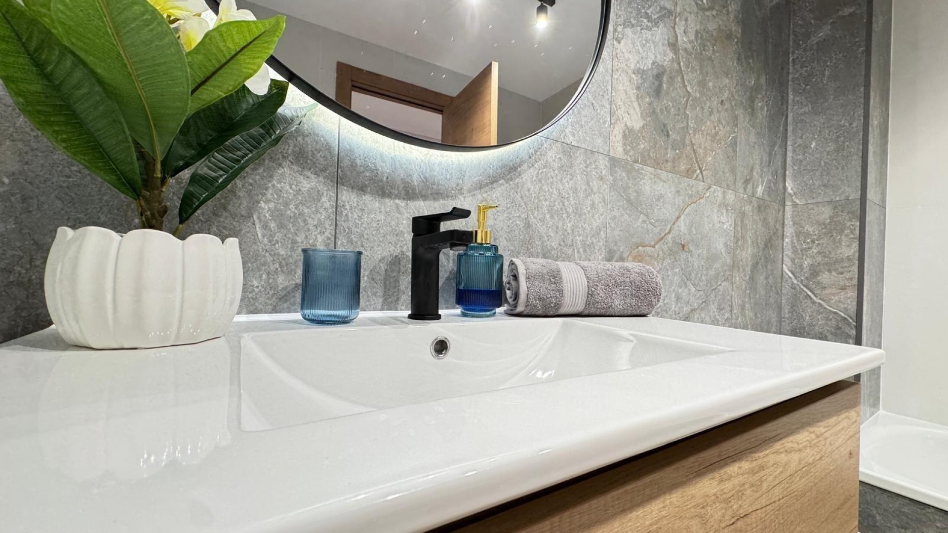 Sale - Apartment Flat -
Torrevieja - Playa de los locos