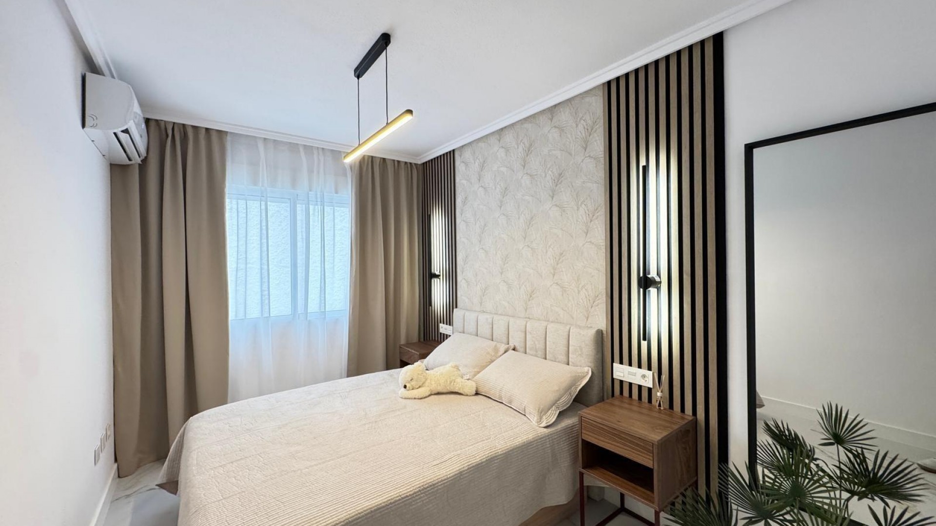 Sale - Apartment Flat -
Torrevieja - Playa de los locos