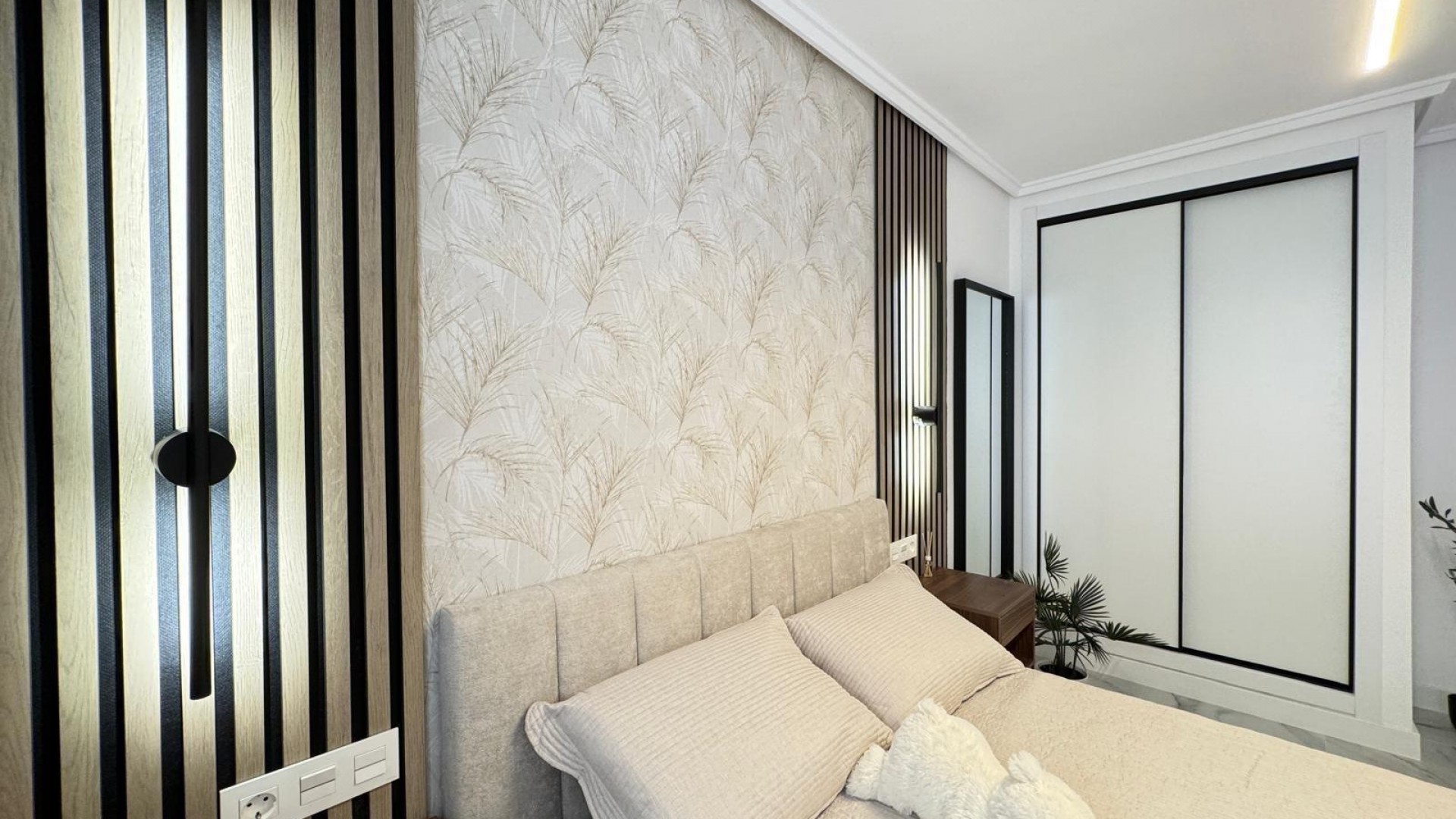 Sale - Apartment Flat -
Torrevieja - Playa de los locos