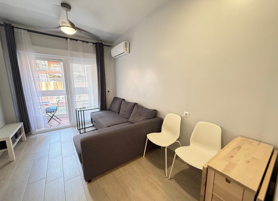 Sale - Apartment Flat -
Torrevieja - Playa de los Locos