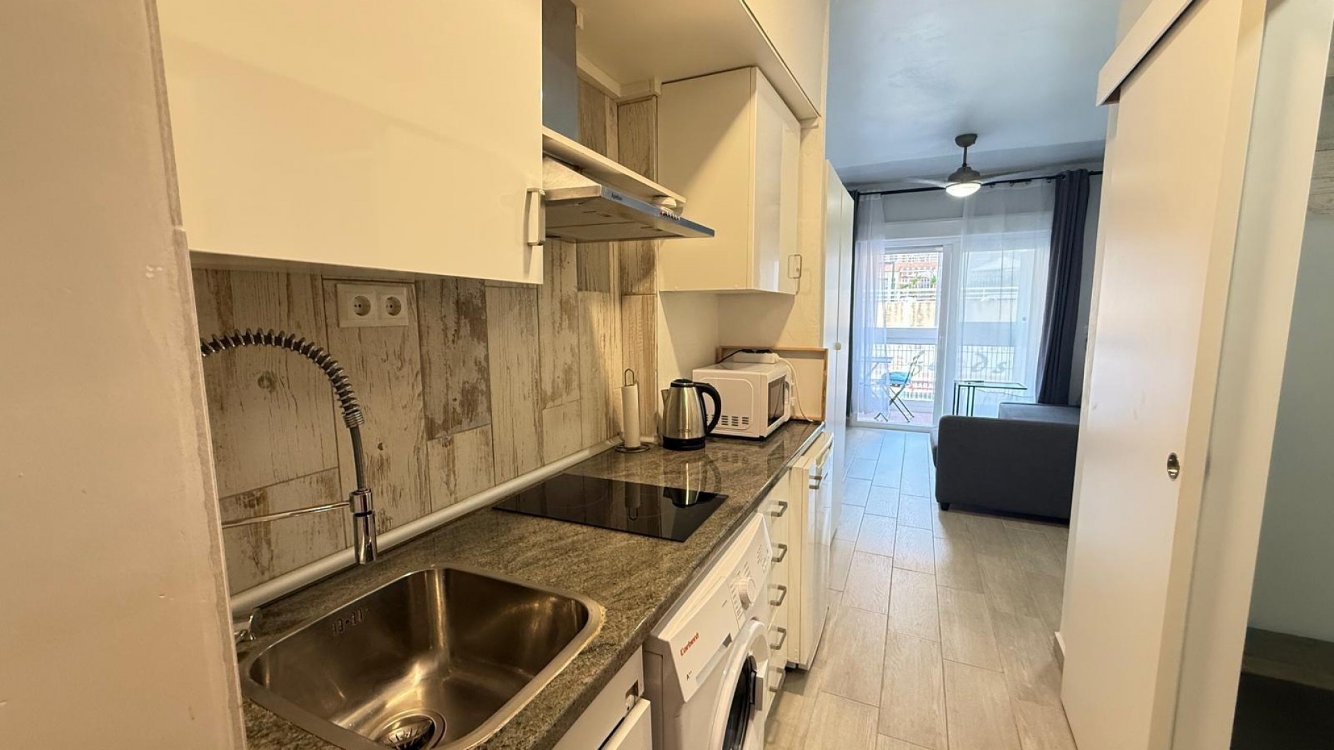 Sale - Apartment Flat -
Torrevieja - Playa de los Locos