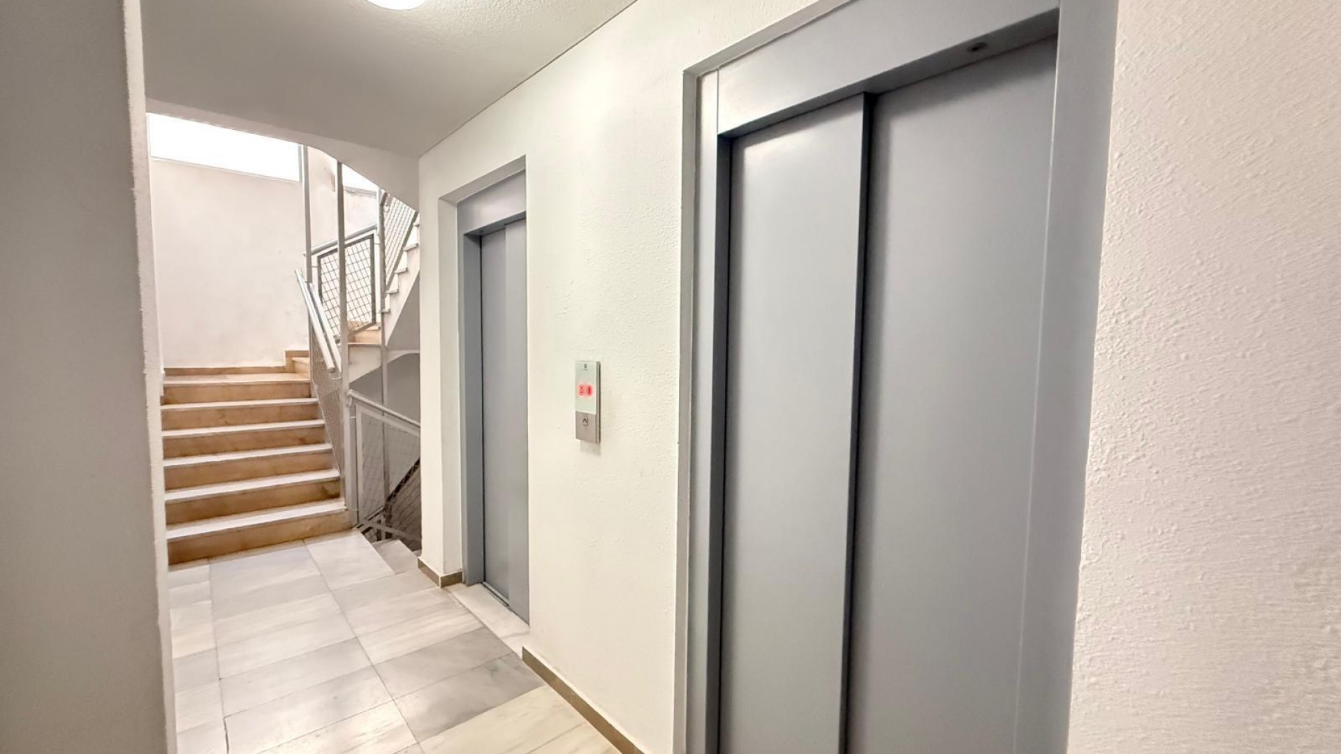 Sale - Apartment Flat -
Torrevieja - Playa de los Locos