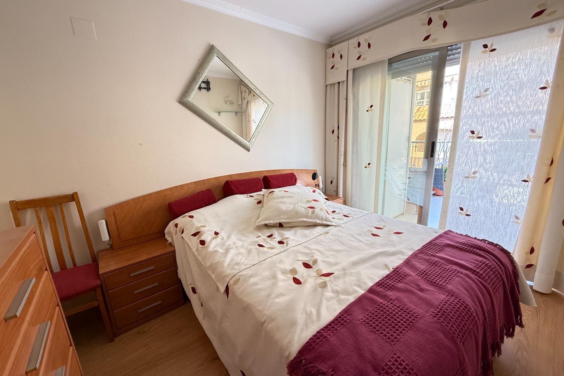 Sale - Apartment Flat -
Torrevieja - Playa de los Locos