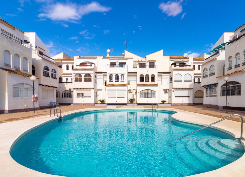 Sale - Apartment Flat -
Torrevieja - Playa de los Naufragos
