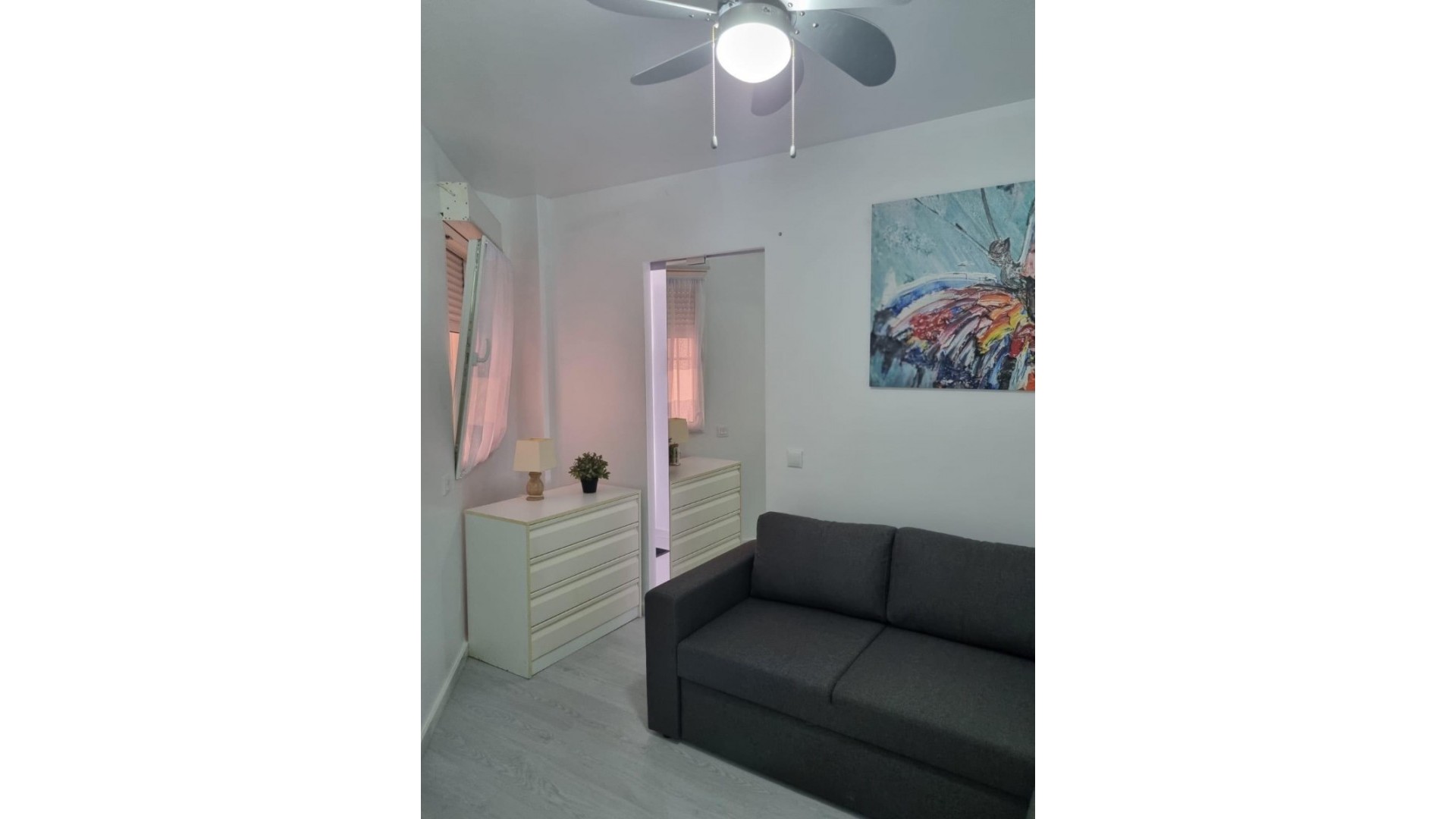 Sale - Apartment Flat -
Torrevieja - Playa de los Naufragos