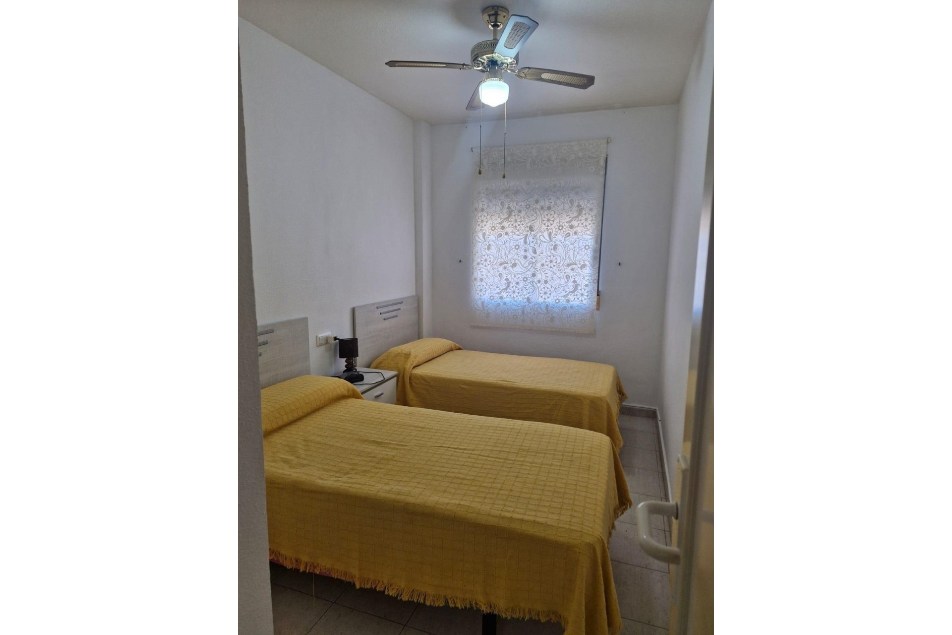 Sale - Apartment Flat -
Torrevieja - Playa de los Naufragos