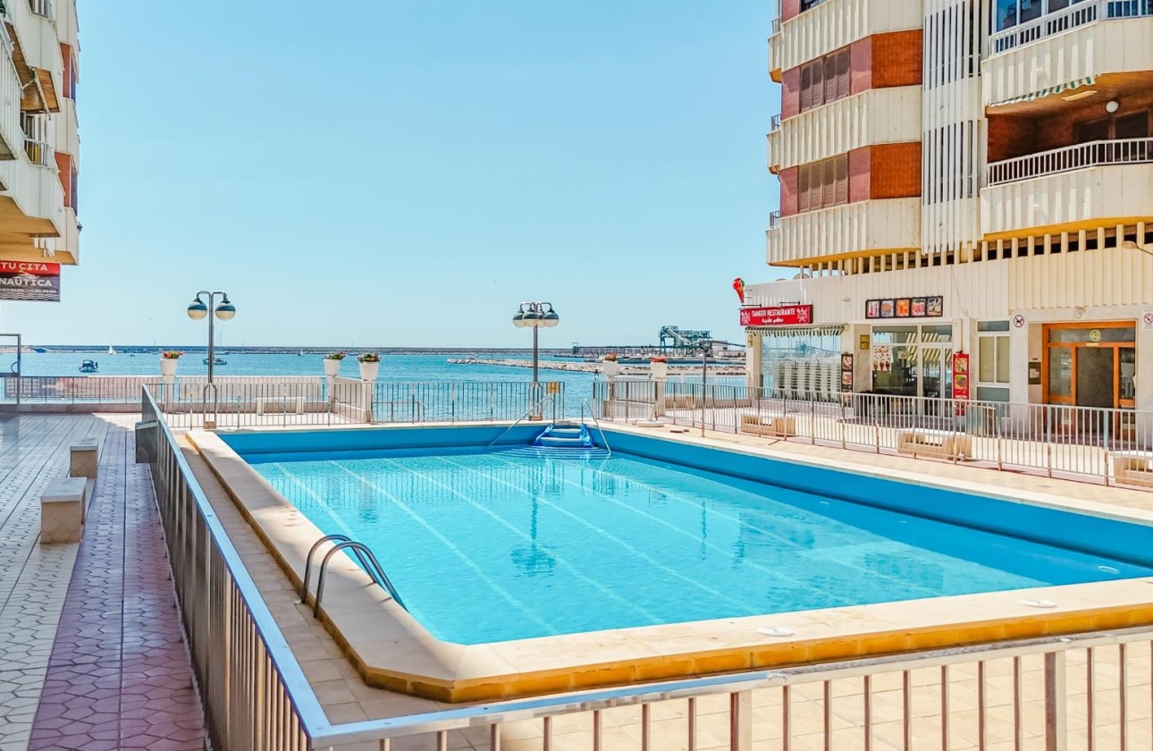 Sale - Apartment Flat -
Torrevieja - Playa del Acequión