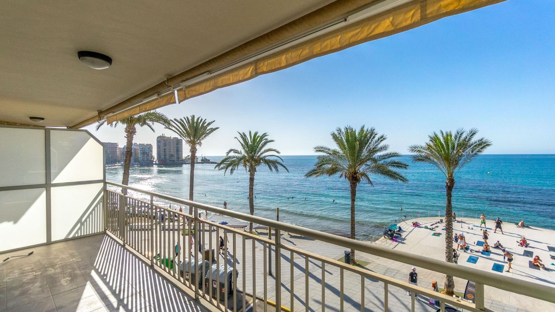 Sale - Apartment Flat -
Torrevieja - Playa del cura