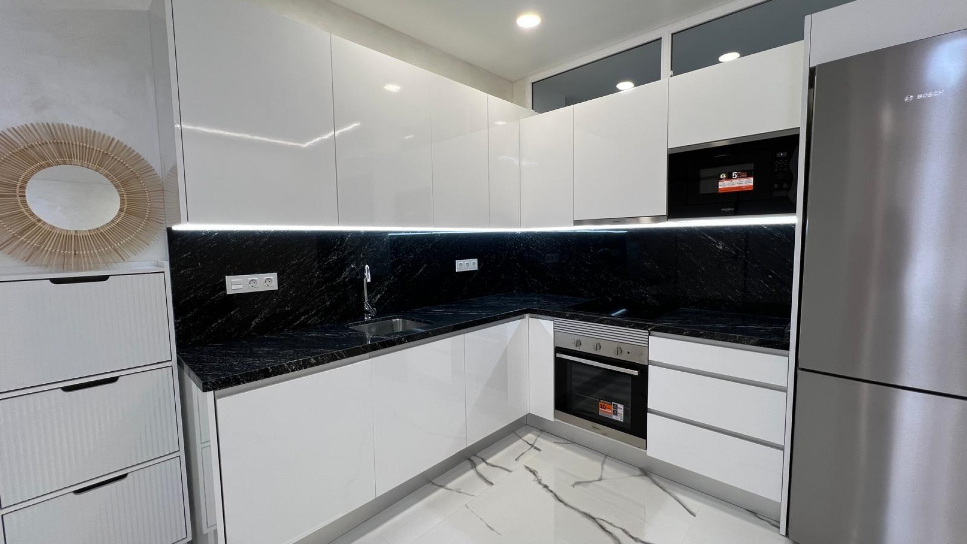 Sale - Apartment Flat -
Torrevieja - Playa del Cura