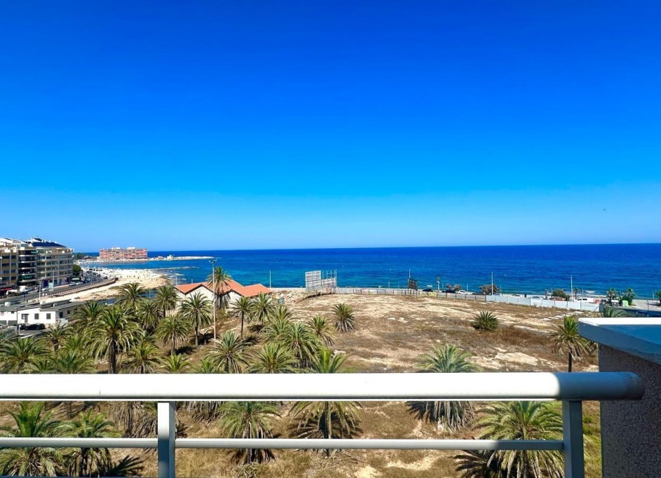 Sale - Apartment Flat -
Torrevieja - Playa del cura