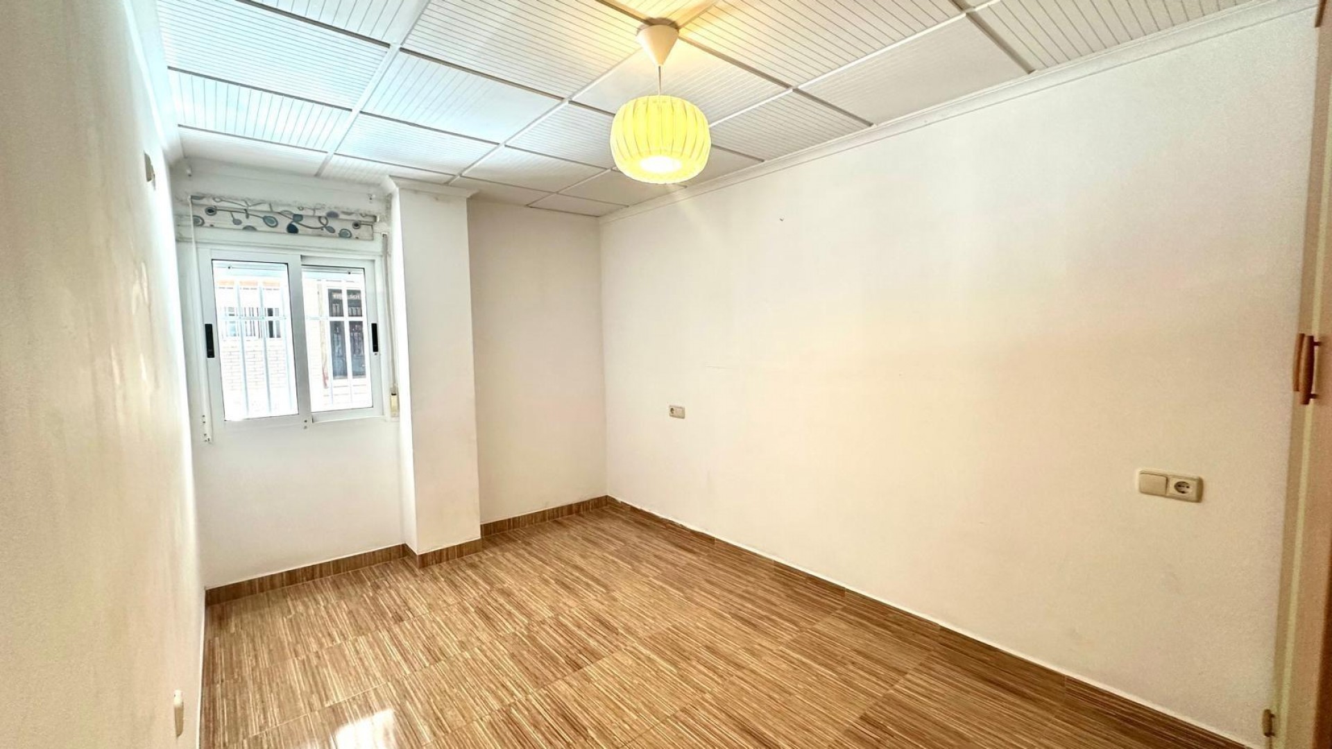 Sale - Apartment Flat -
Torrevieja - Playa del cura