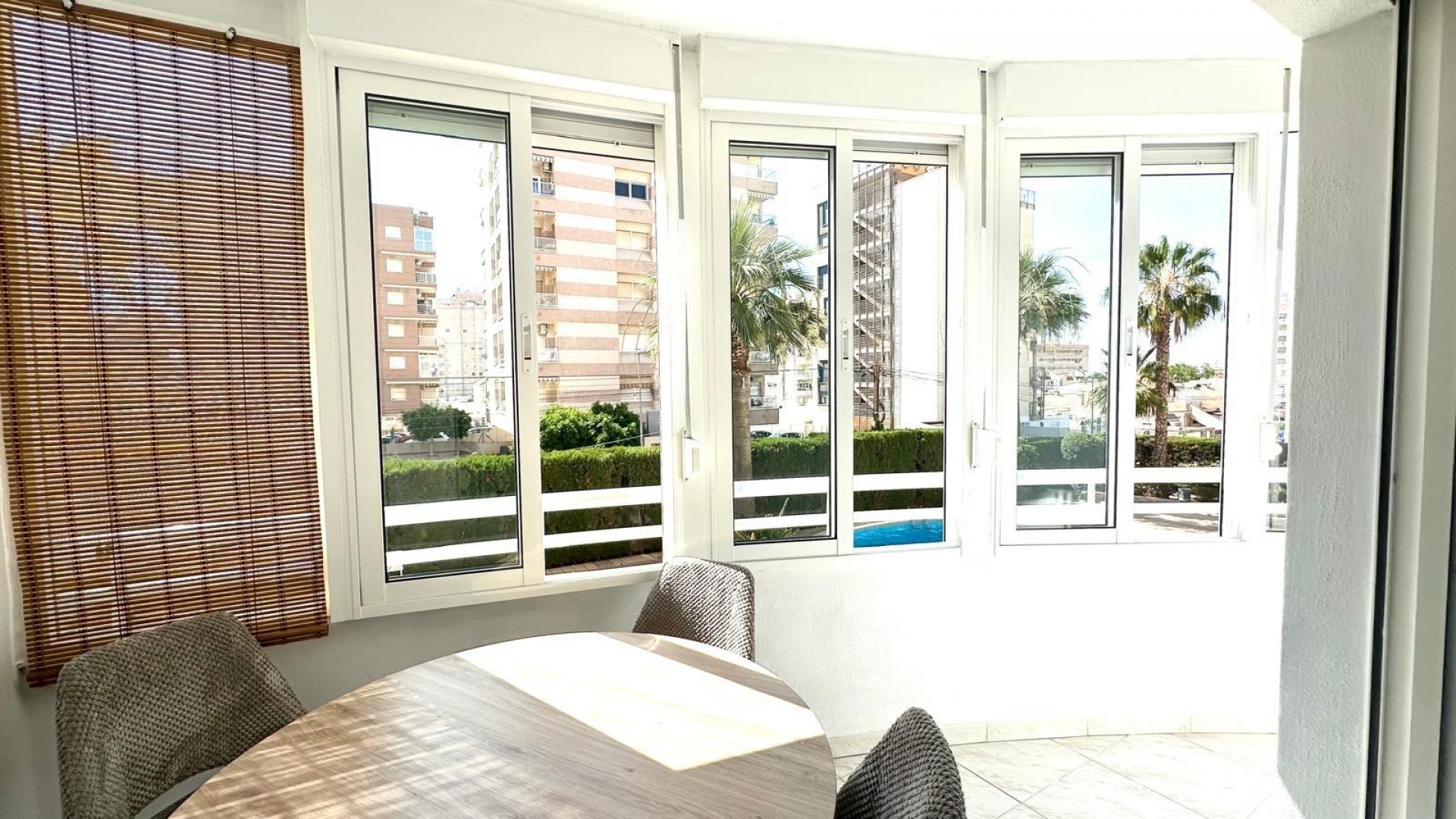 Sale - Apartment Flat -
Torrevieja - Playa del cura