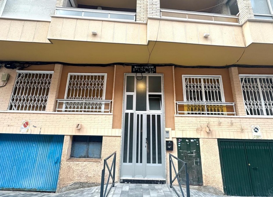 Sale - Apartment Flat -
Torrevieja - Playa del cura