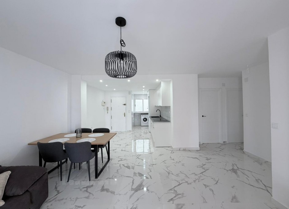 Sale - Apartment Flat -
Torrevieja - Playa del cura