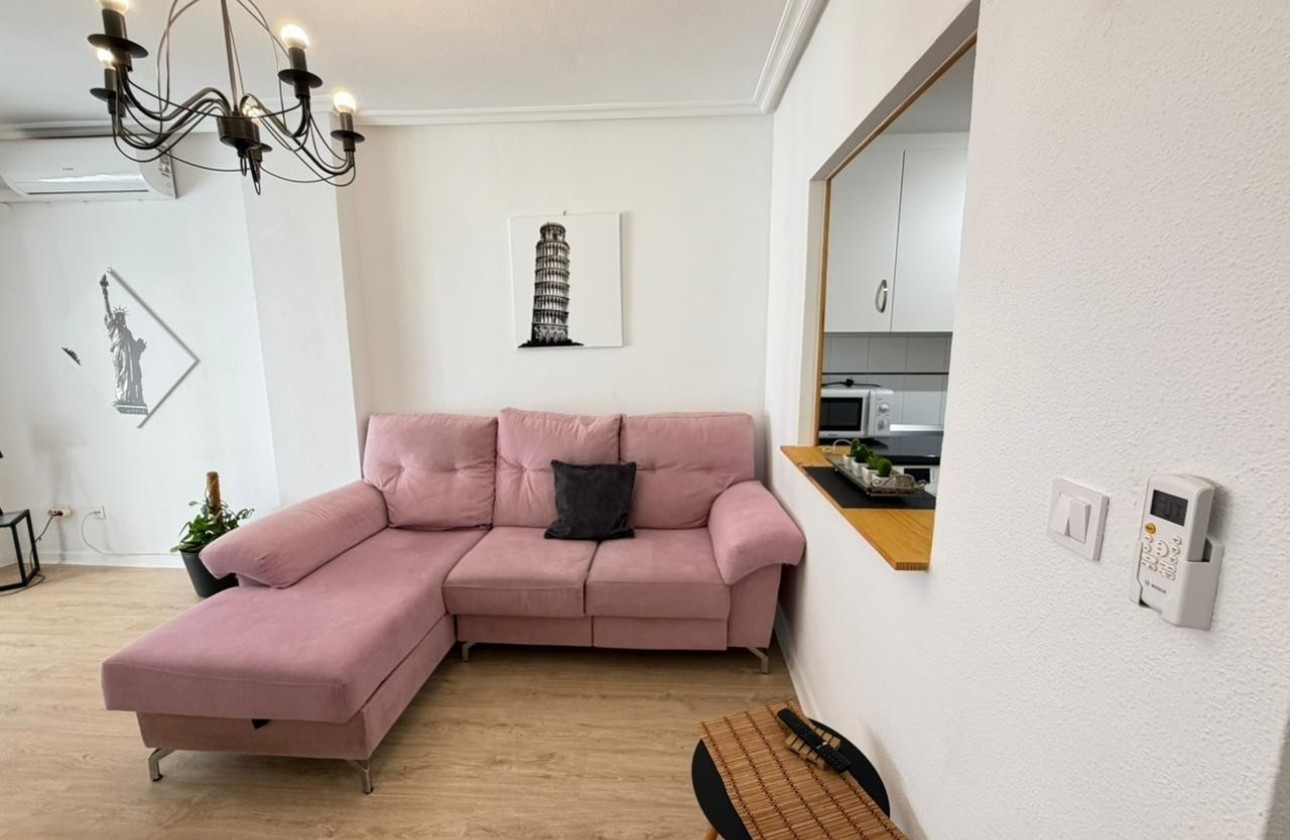 Sale - Apartment Flat -
Torrevieja - Playa del Cura