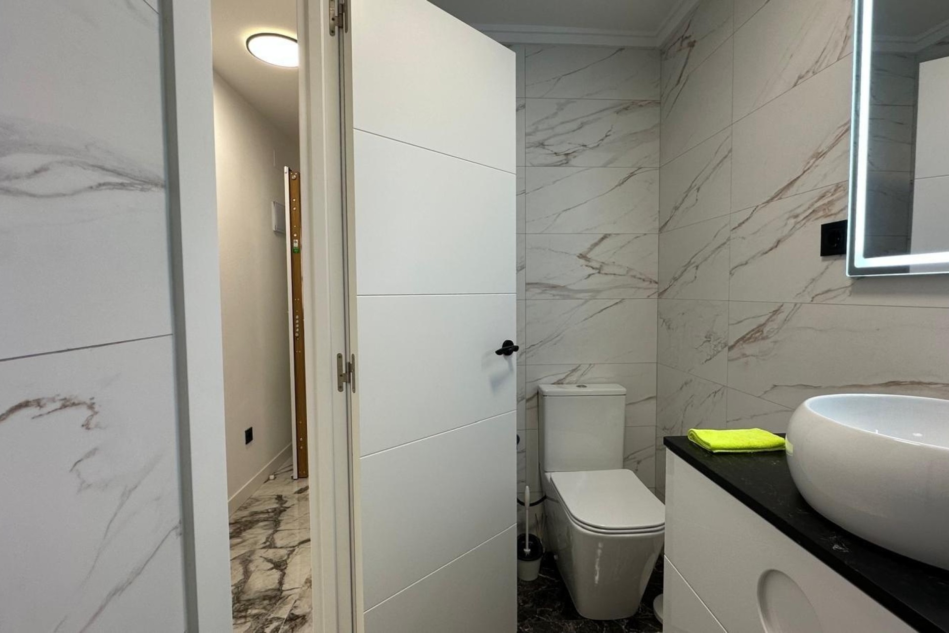 Sale - Apartment Flat -
Torrevieja - Playa del Cura