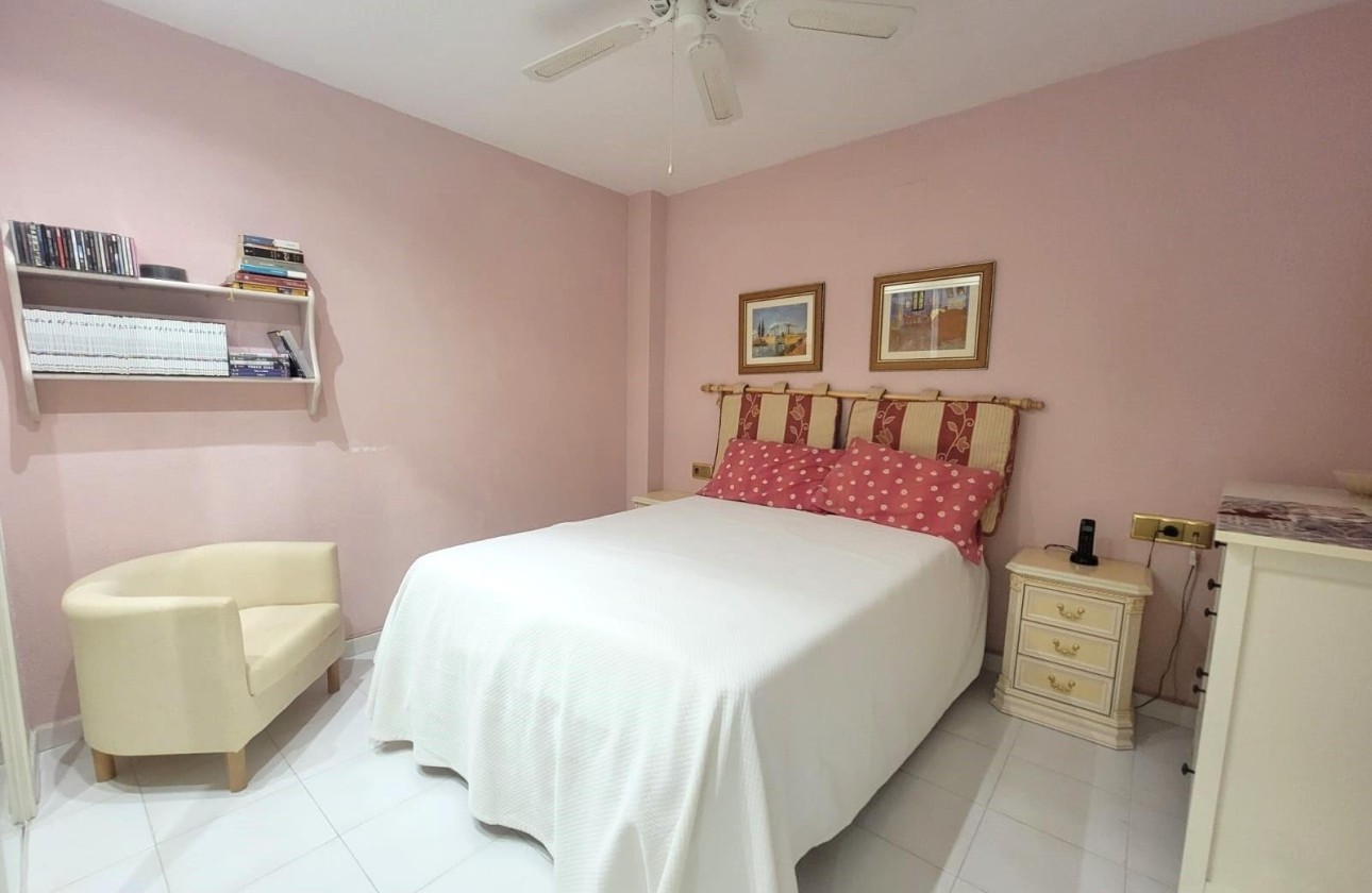 Sale - Apartment Flat -
Torrevieja - Playa del Cura