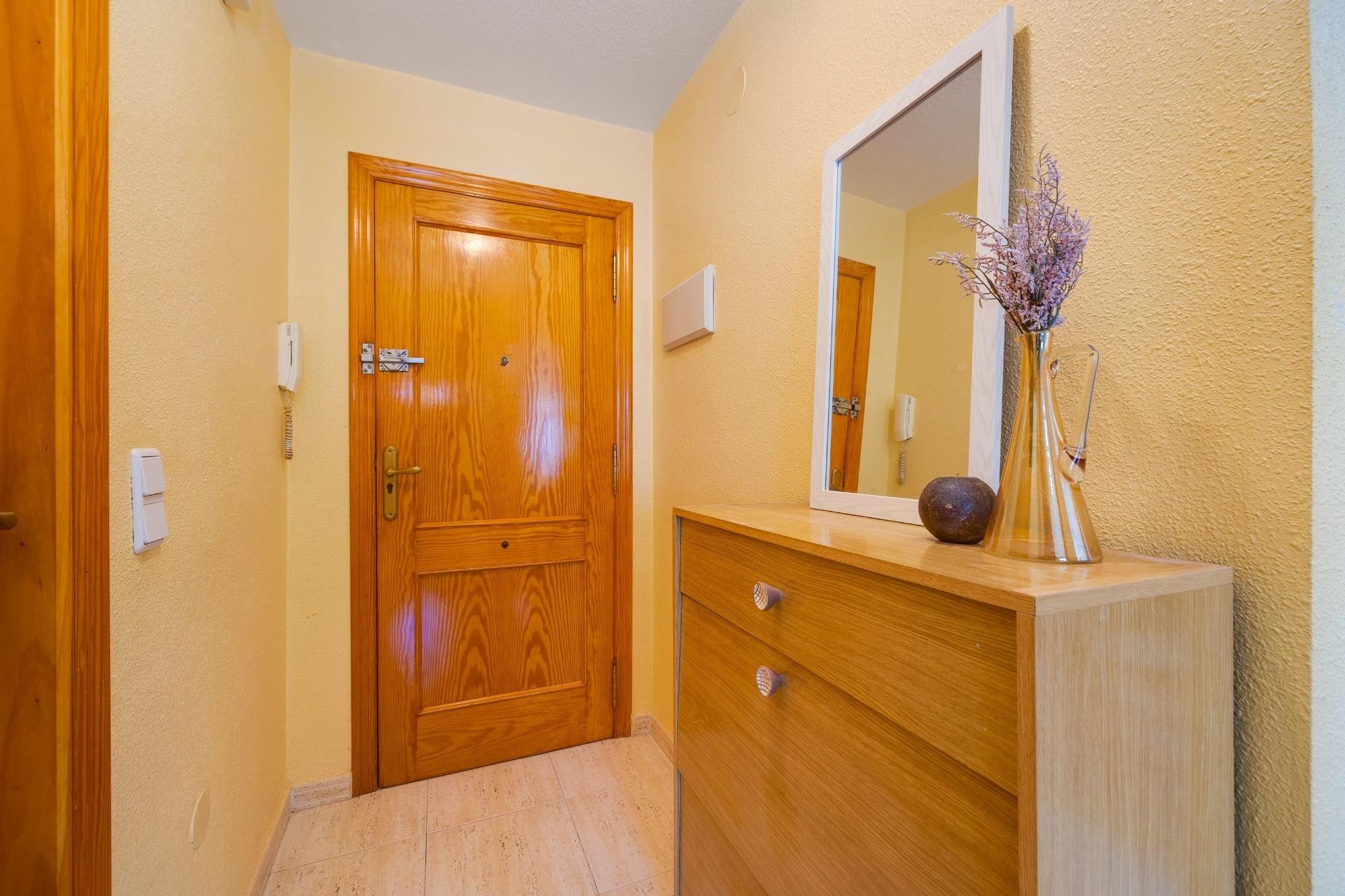 Sale - Apartment Flat -
Torrevieja - Playa del Cura